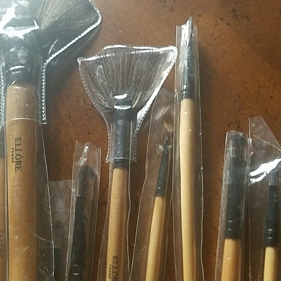 Make up brushes - Picture 2 of 4